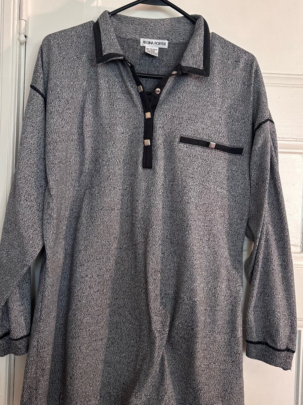 Women’s Gray Long-Sleeve Polo Shirt